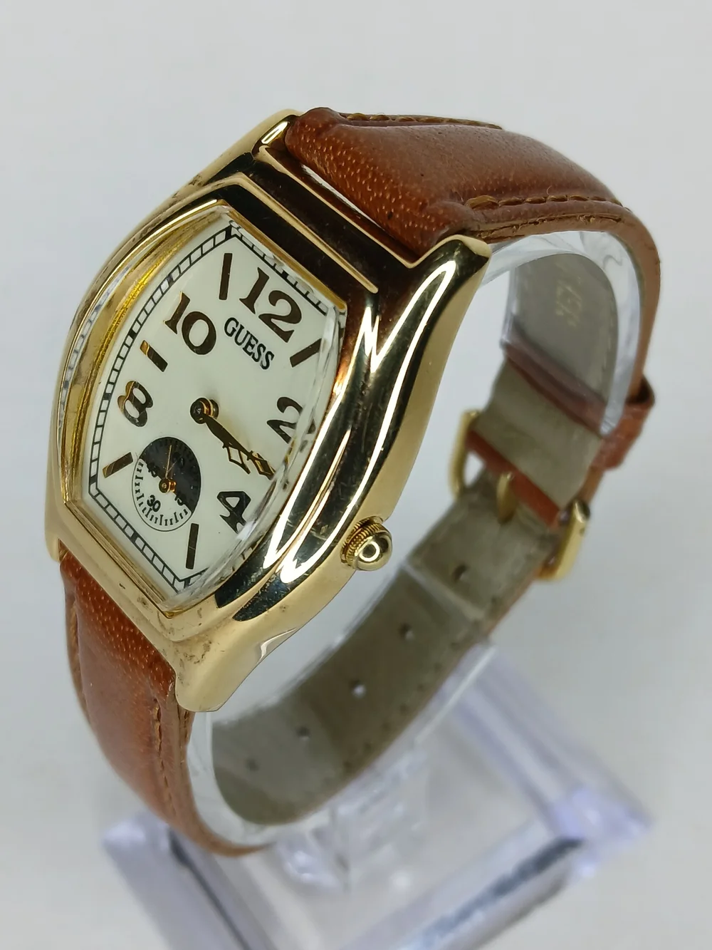 GUESS Men's Brown Leather Strap Gold-Tone Watch